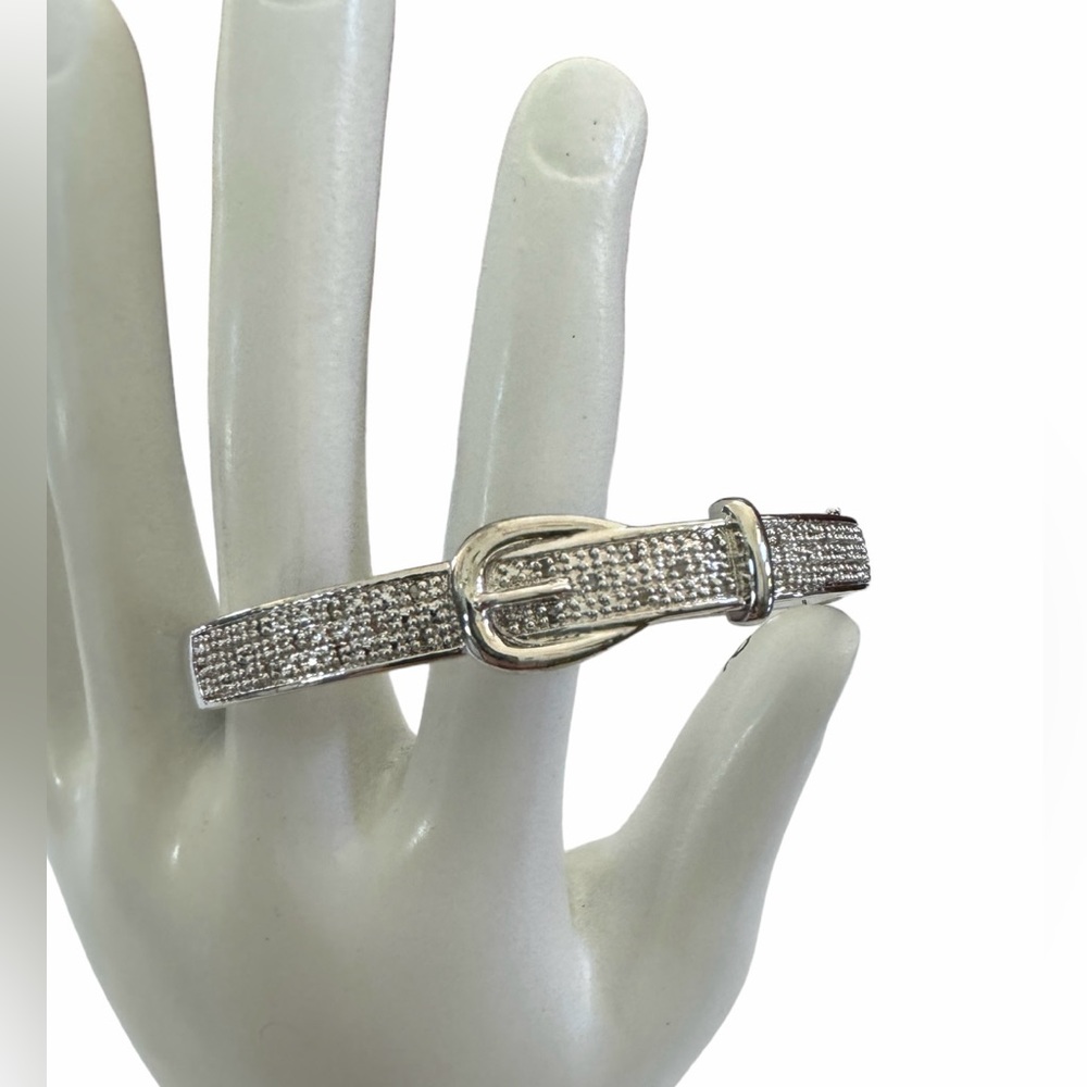 Silver buckle bangle